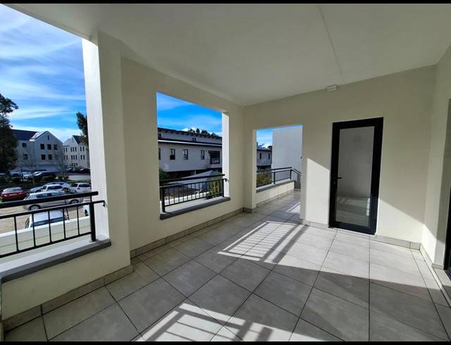 2 BEDROOM PROPERTY TO RENT IN PAARDEVLEI